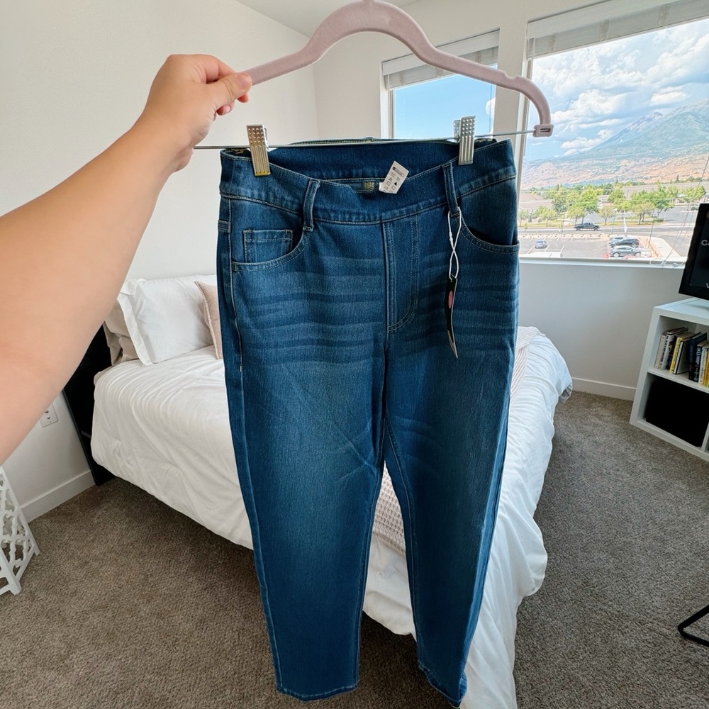 NWT Halara jeans